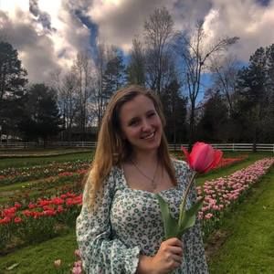 Meet your Posher, Lacy